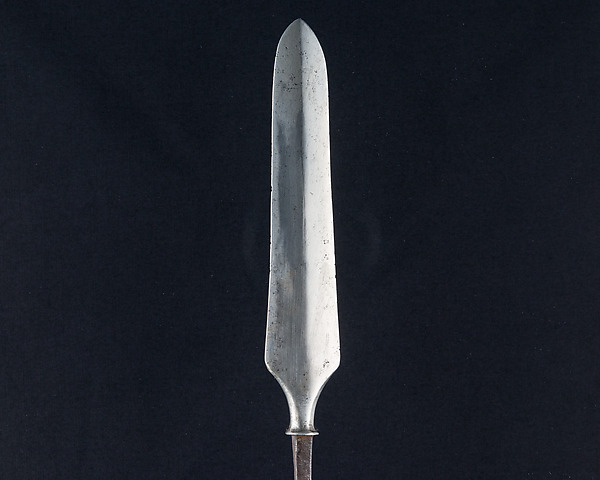 Arrowhead (<i>Yanone</i>)