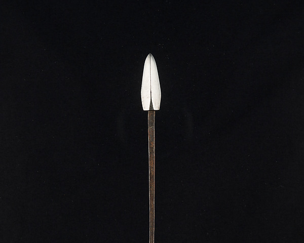 Arrowhead (<i>Yanone</i>)
