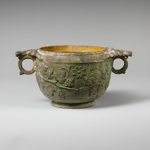 Terracotta scyphus (drinking cup)