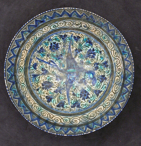Bowl with Flying Bird Design