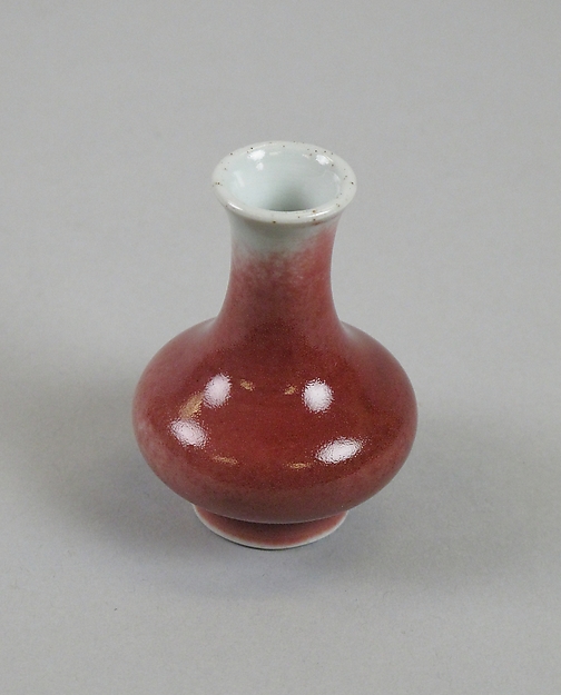 Miniature vase
