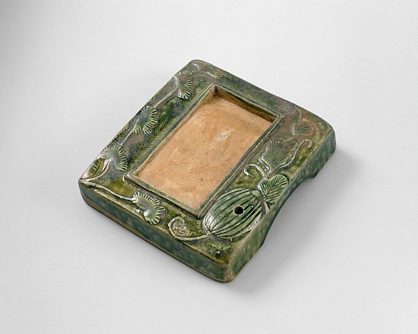 Inkstone (Suzuri) with Gourd Vine
