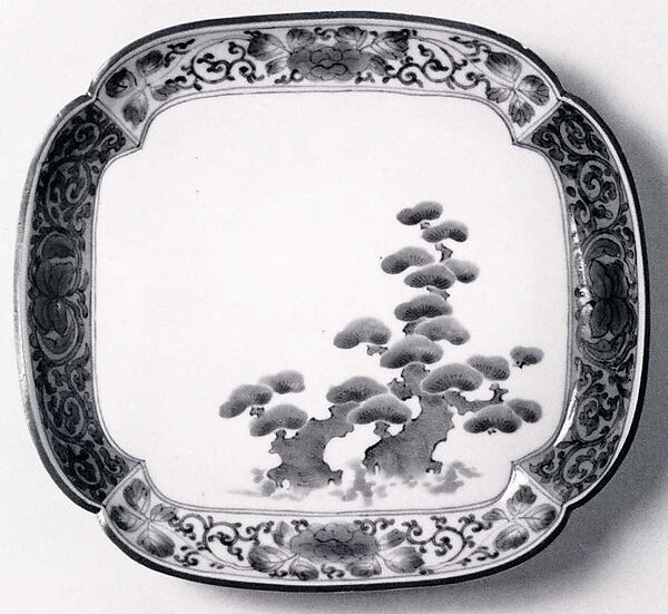 Square-Lobed Dish with Decoration of Old Pine Trees