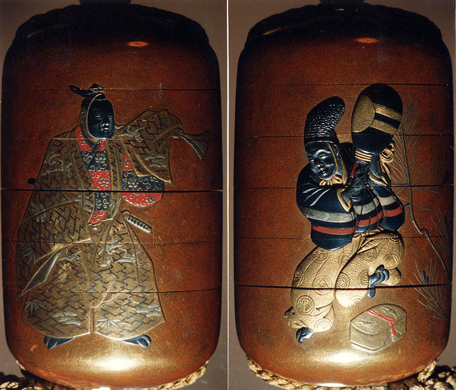 Inrō with Kyōgen Dancer with Quiver from “The Monkey Skin Quiver” (obverse); Dancer with Fan and Sword (reverse)