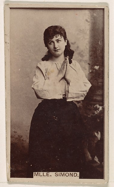 Mlle. Simond, from the Actresses series (N245) issued by Kinney Brothers to promote Sweet Caporal Cigarettes