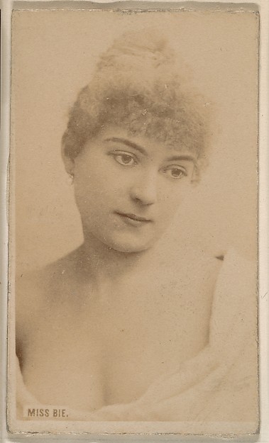 Miss Bie, from the Actresses series (N246), Type 1, issued by Kinney Brothers to promote Sporting Extra Cigarettes