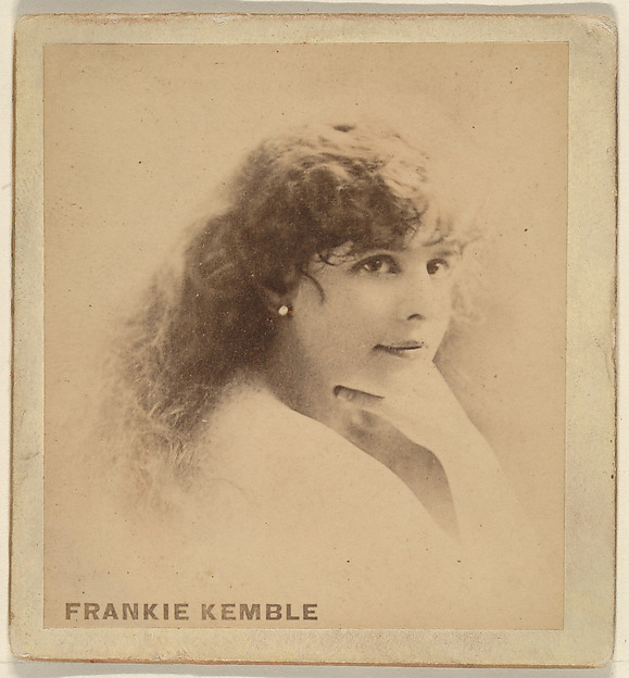 Frankie Kemble, from the Actresses series (N246), Type 2, issued by Kinney Brothers to promote Sporting Extra Cigarettes