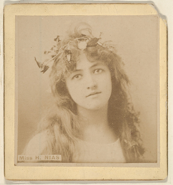 Miss H. Nias, from the Actresses series (N246), Type 2, issued by Kinney Brothers to promote Sporting Extra Cigarettes