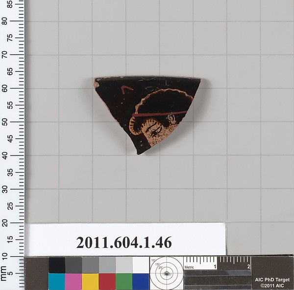 Terracotta rim fragment of a kylix (drinking cup)