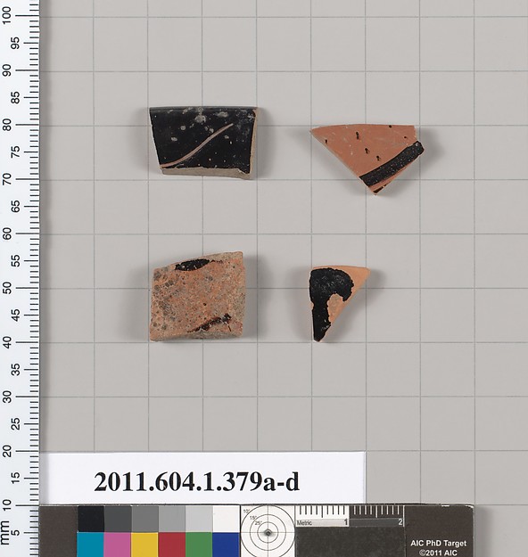 Terracotta fragments of a kylikes (drinking cups)