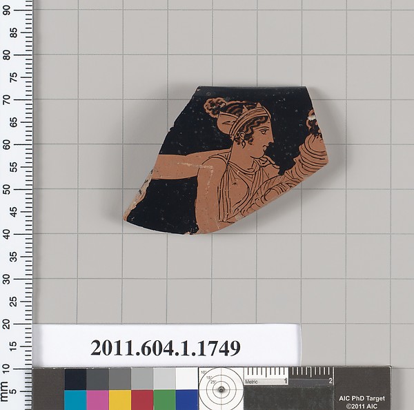 Terracotta rim fragment of a kylix (drinking cup)