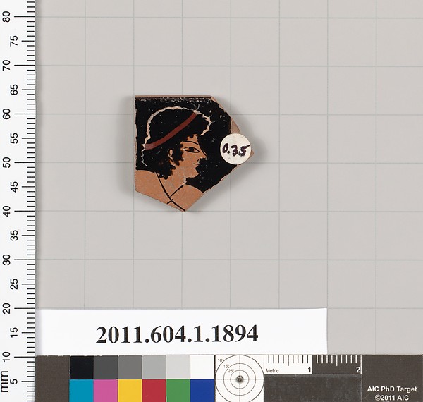 Terracotta rim fragment of a kylix (drinking cup)