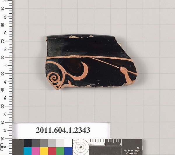 Terracotta rim fragment of a kylix (drinking cup)