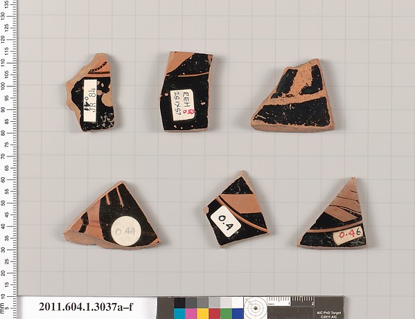 Terracotta fragments of kylikes (drinking cups)