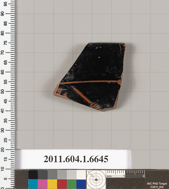 Terracotta rim fragment of a kylix (drinking cup)
