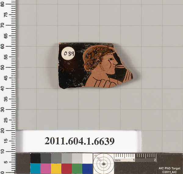 Terracotta rim fragment of a kylix (drinking cup)