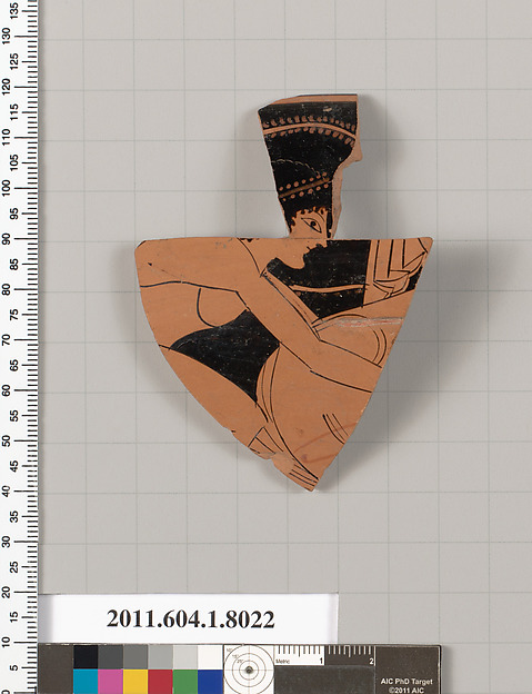 Terracotta rim fragment of a kylix (drinking cup)