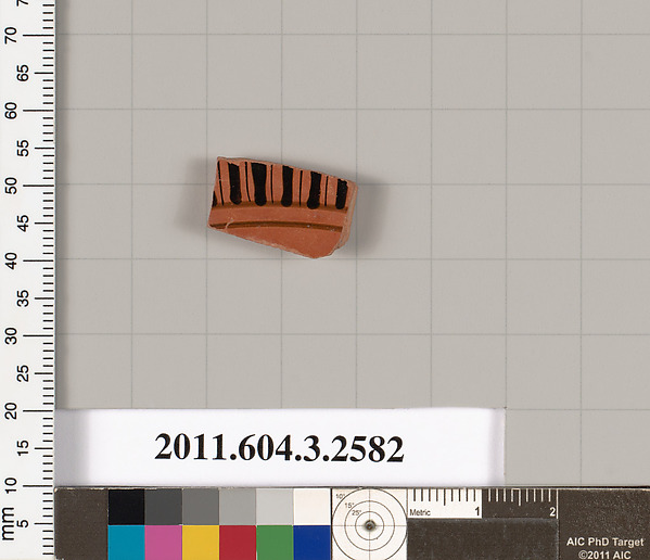 Terracotta fragment of a Little Master cup (drinking cup)