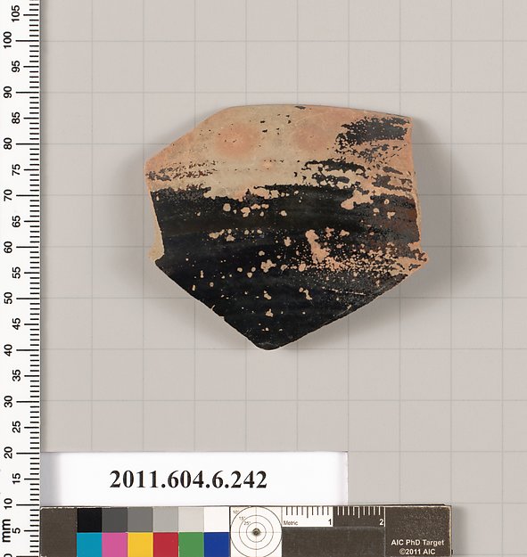 Terracotta rim fragment of a bowl