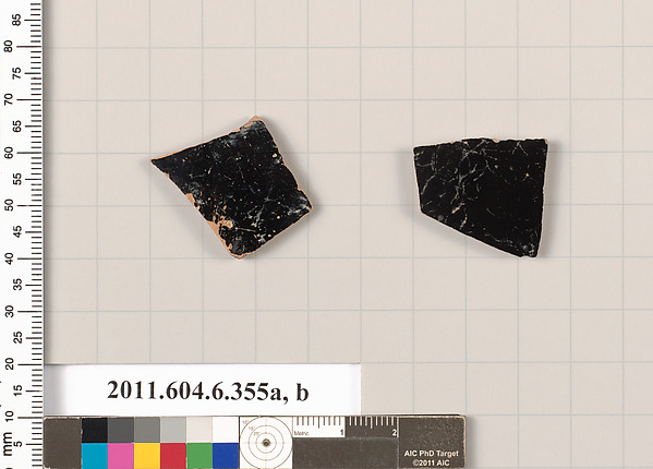 Terracotta fragments of closed shapes