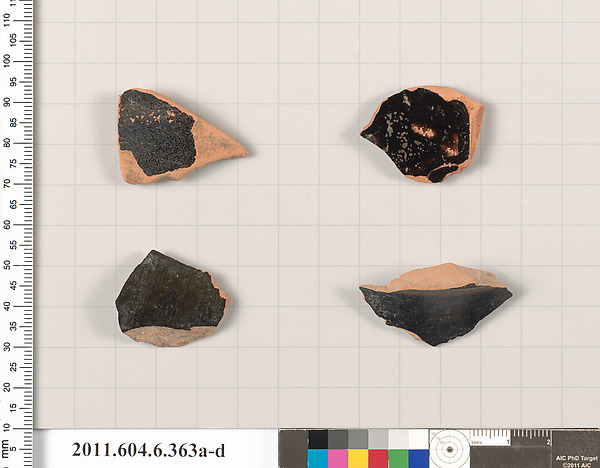 Terracotta fragments of closed shapes