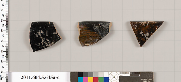Terracotta rim fragments of kylikes (drinking cups)