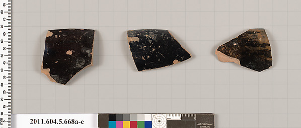 Terracotta rim fragments of kylikes (drinking cups)
