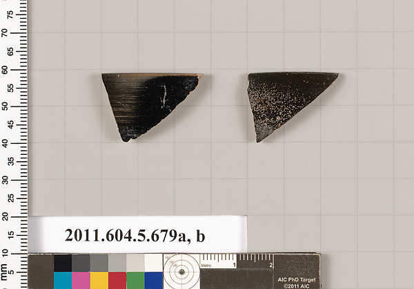 Terracotta rim fragments of kylikes (drinking cups)
