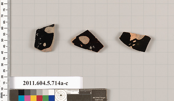 Terracotta fragments of kylikes (drinking cups)