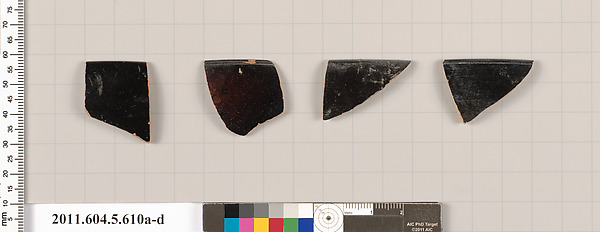 Terracotta rim fragments of kylikes (drinking cups)