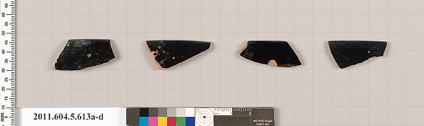 Terracotta rim fragments of kylikes (drinking cups)
