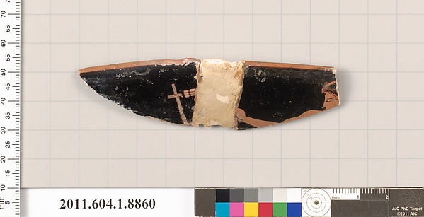 Terracotta rim fragment of a kylix (drinking cup)