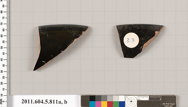 Terracotta rim fragments of kylikes (drinking cups)