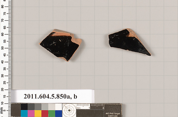 Terracotta fragments of kylikes (drinking cups)