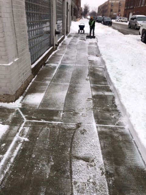 Emergency sidewalk snow removal Chicago