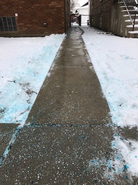 Ice removal from sidewalks in Chicago