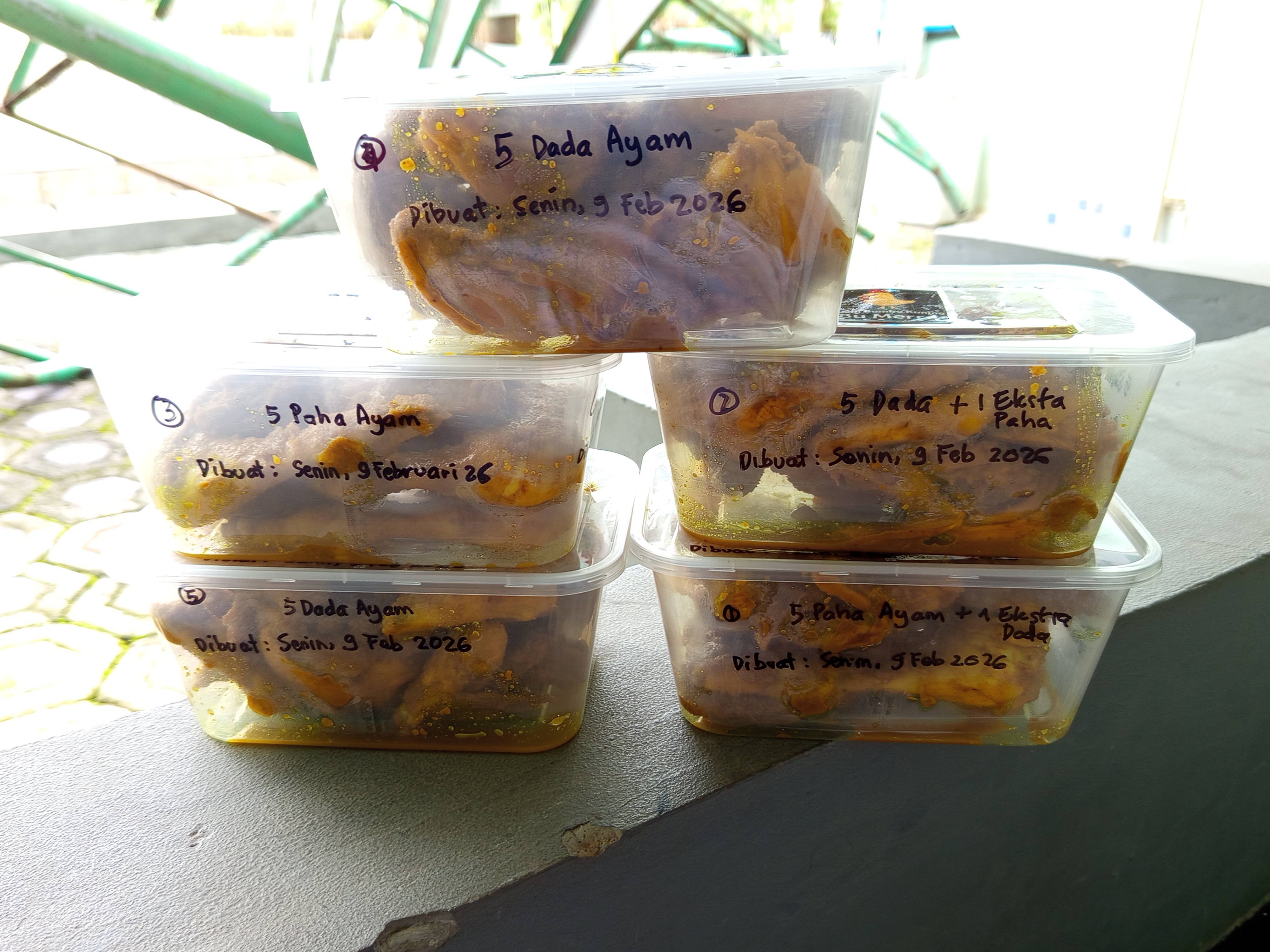 Ayam Bumbu Kuning Bu Merry