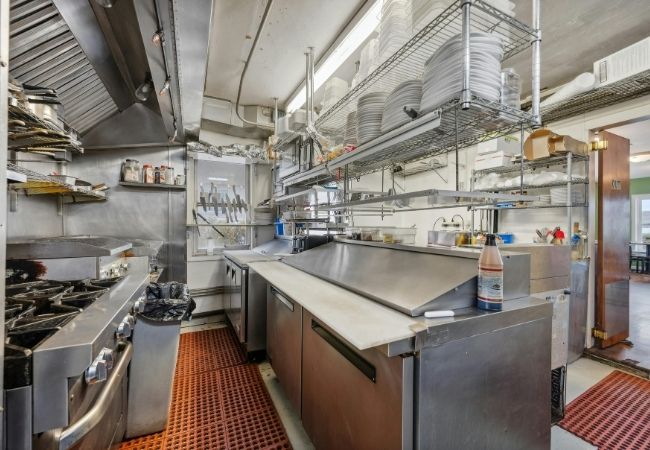 Commercial Cleaning That Helps Reduce Workplace Illness
