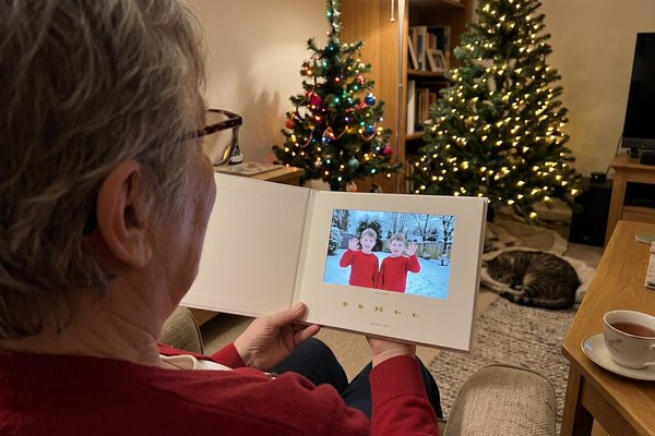 Christmas Quotes Family and Friends Will Love: Short Lines, Blessings and Wishes