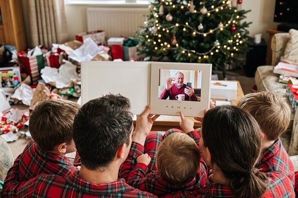 Christmas Video Ideas: A Family Video Message for Every Holiday
