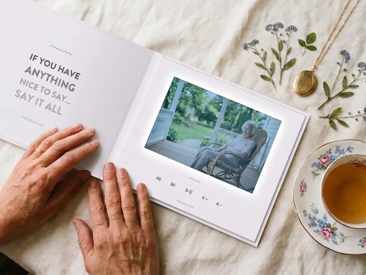Memorial Gifts for Loss of Mother (2026)