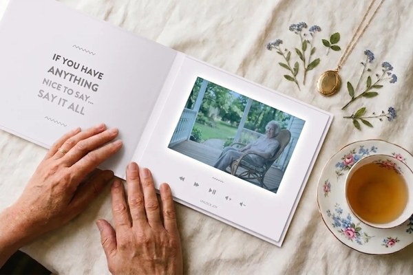 Memorial Gifts for Loss of Mother (2026)