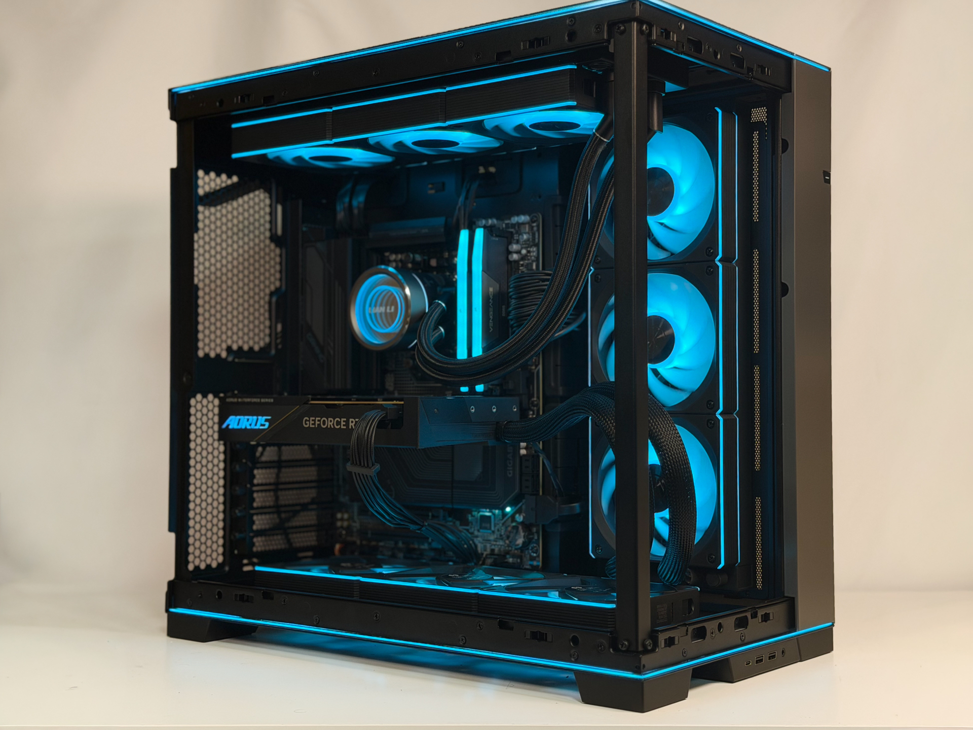 Liquid Cooler RTX 4080 PC — image 2