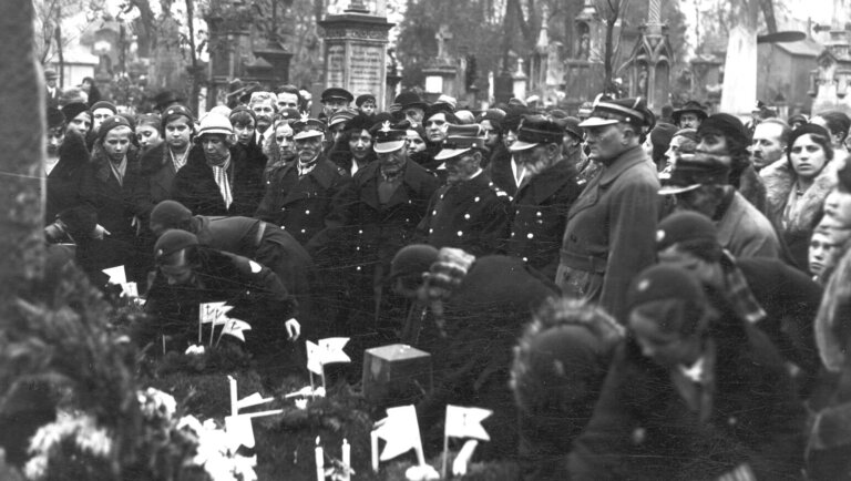 Patryk PALKA: Jak przed laty obchodzono Wszystkich Świętych i Dzień Zaduszny?