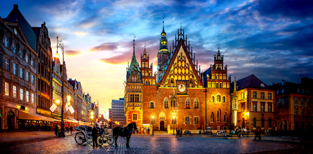 Zdjęcie okładkowe wpisu Marek KRAJEWSKI: If it weren’t for Wrocław, I wouldn’t be a writer today.