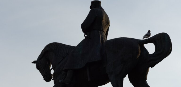 Prof. Marek CICHOCKI: Józef Piłsudski. Nieobecny
