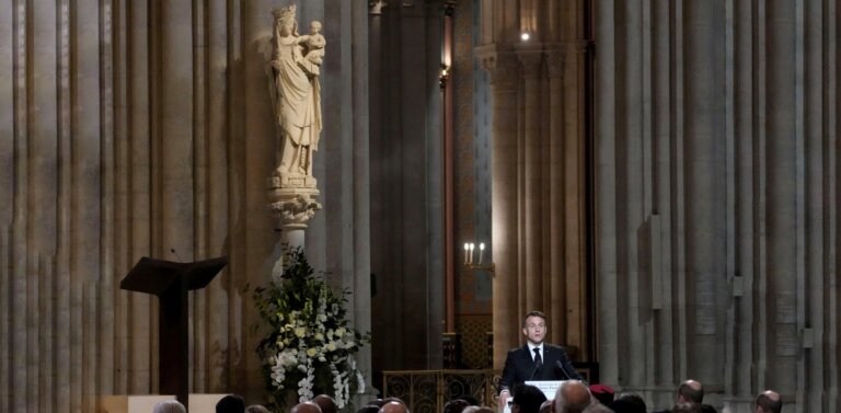 Emmanuel MACRON: Odbudowując katedrę Notre-Dame, Francja pokazała wolę do kontynuowania legendy wieków