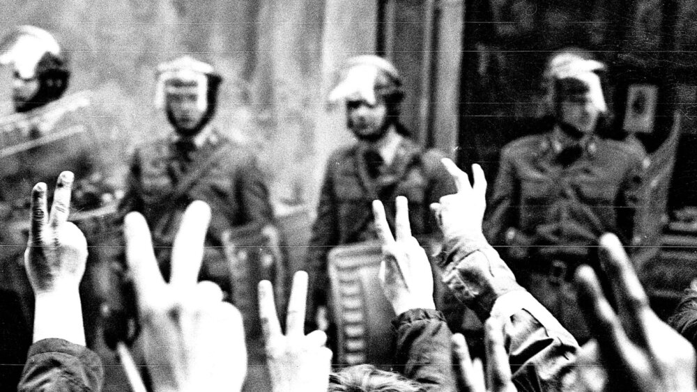 Zdjęcie okładkowe wpisu Jolanta PAWNIK: Bitwa wrocławska. Największa manifestacja stanu wojennego