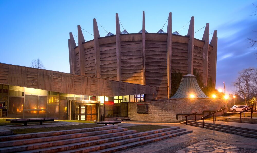 Zdjęcie okładkowe wpisu Jolanta PAWNIK: Wrocławska historia Panoramy Racławickiej