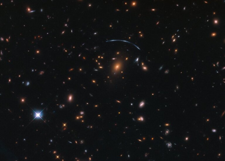 SDSS J1110+6459